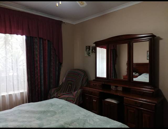 4 BEDROOM HOUSE FOR SALE IN GREENHILLS